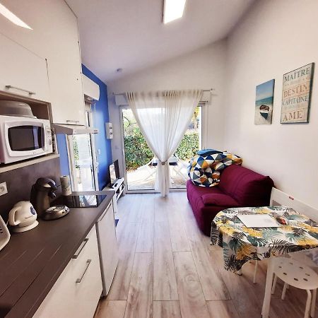 Le Bleu De Pagnol Apartment ลาโรแชล ภายนอก รูปภาพ